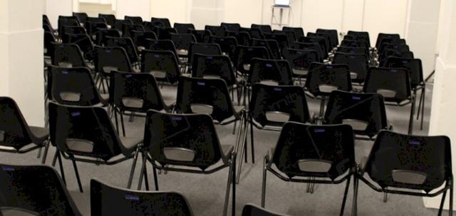 Start Up Businesses https://d1hcs5uofxldvl.cloudfront.net/furniture-hire-uk/article_additional/business-event3/business-event3-740x350.jpg - Chair hire for larger conferences and meetings