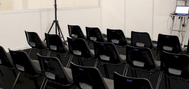 Start Up Businesses https://mill-media.s3.eu-west-2.amazonaws.com/furniture-hire-uk/article_additional/business-event14/business-event14-740x350.jpg - Getting in front of the right people