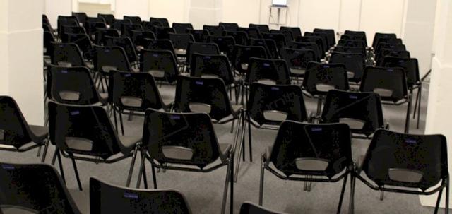 Start Up Businesses https://mill-media.s3.eu-west-2.amazonaws.com/furniture-hire-uk/article_additional/business-event3/business-event3-740x350.jpg - Chair hire for larger conferences and meetings
