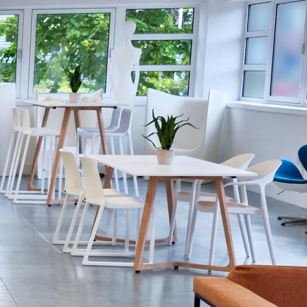 Pairing our low and high Boston tables are guaranteed to create a positive talking point at your next event.